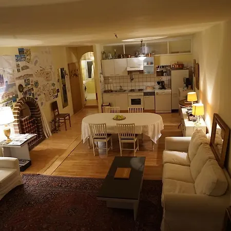 Apartment At Mozart-geburtshaus